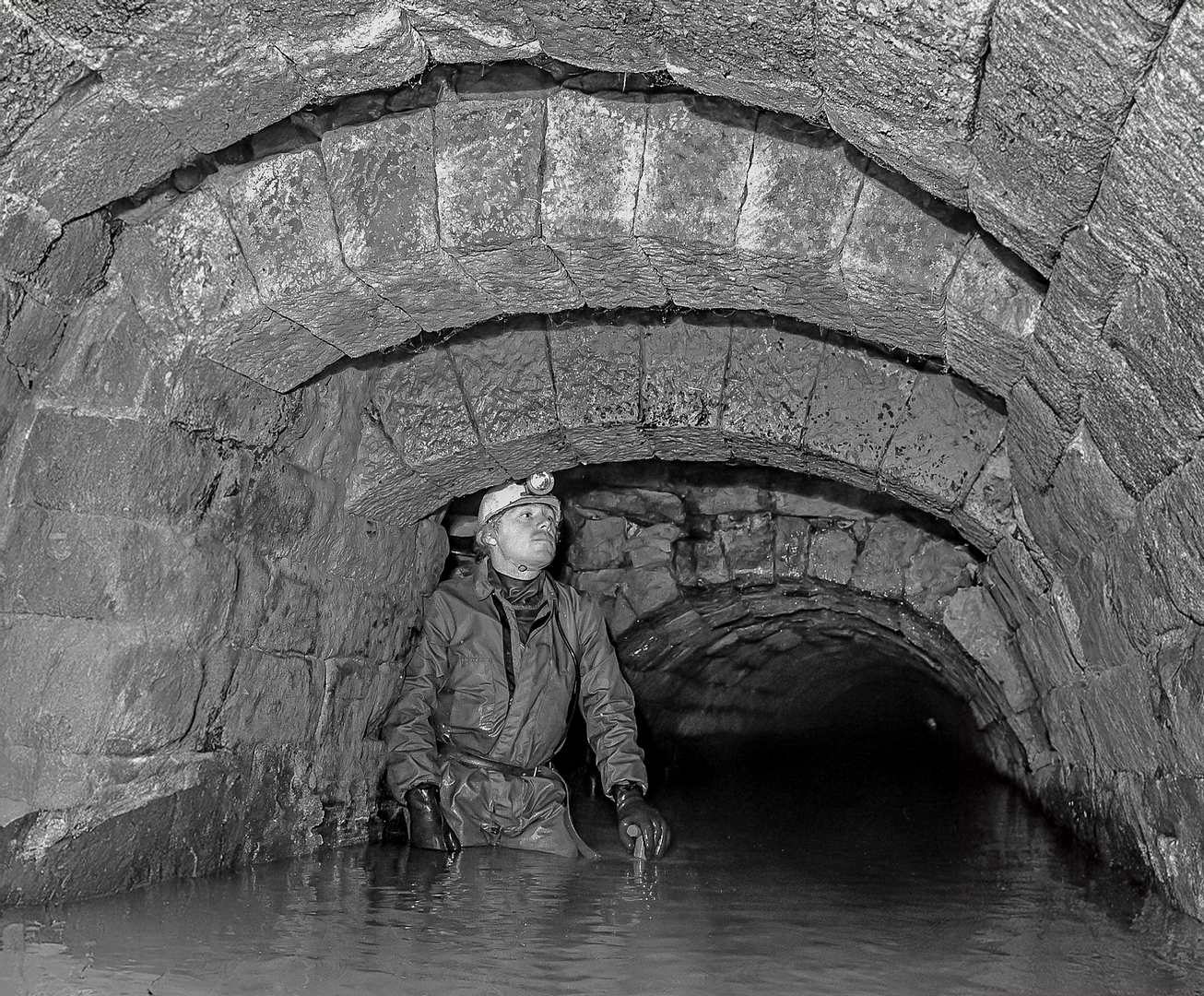 Arching in Hillcarr Sough 12.3.1978